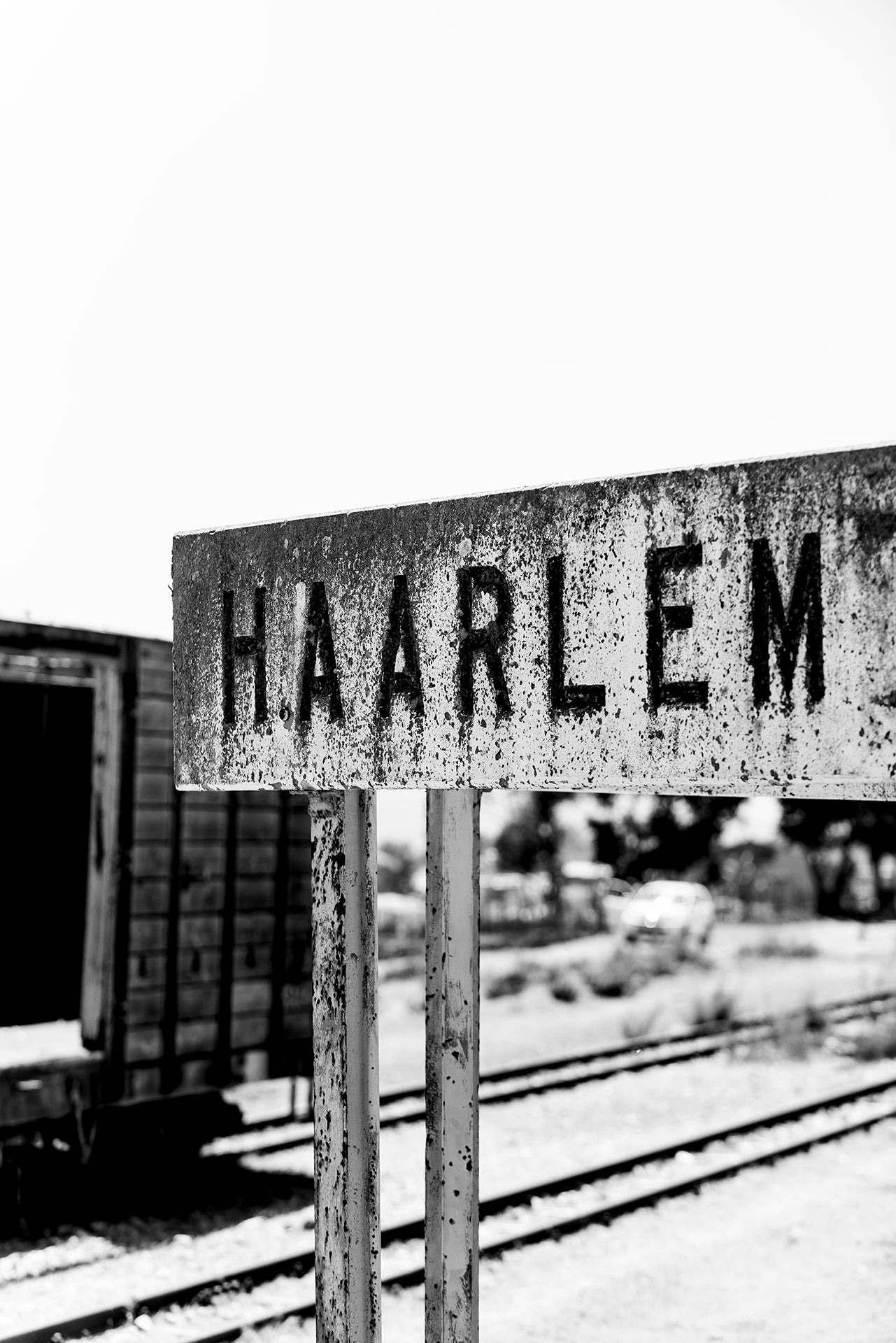 A sign for Haarlem, at the old train station. 